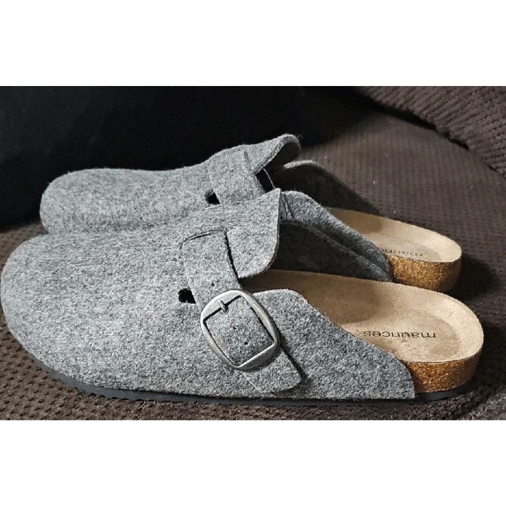 NWT Maurices 11 Chloe Felt Grey Sandals Clogs Womens